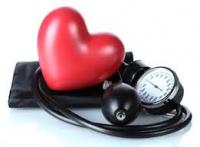 ¿Cómo puedo controlar la presión arterial alta?
